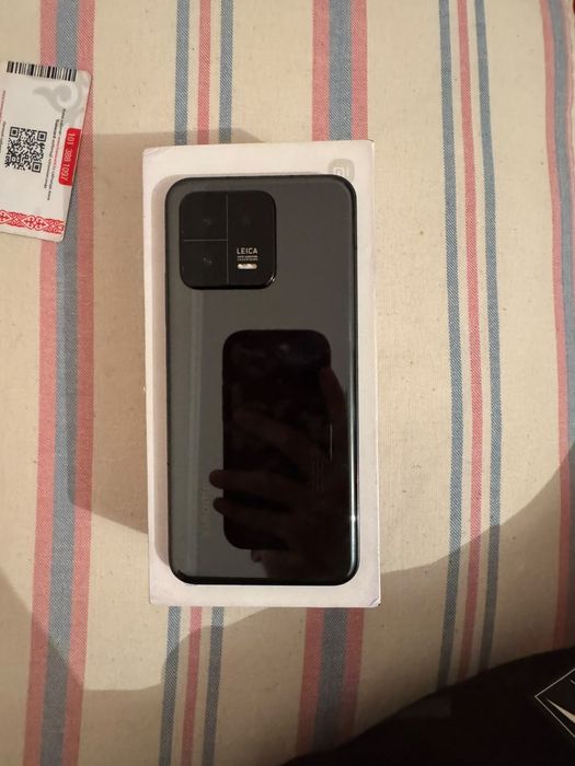Xiaomi 13 256 global and playstation 4