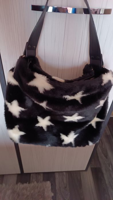 Три дамски чанти