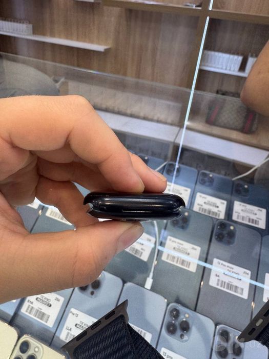 Apple watch 8/45 sotladi