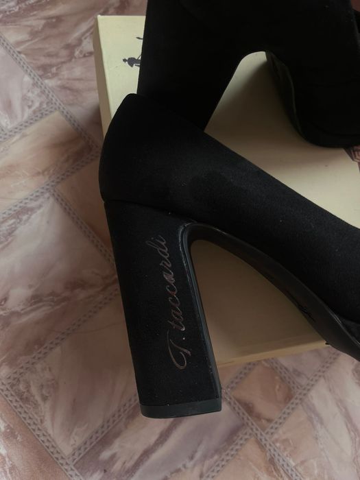 Продам туфли 39 размер