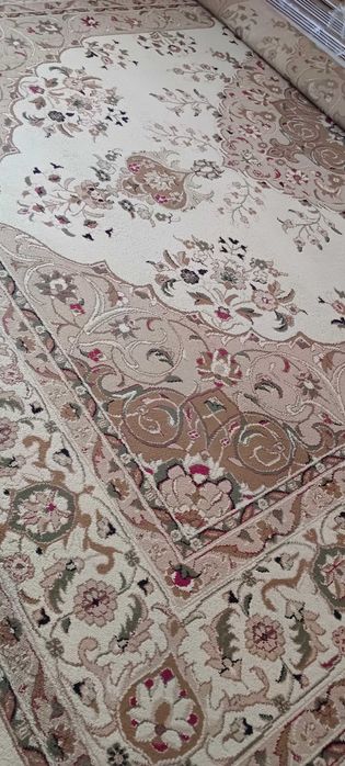 Продам ковры качественные красивые
