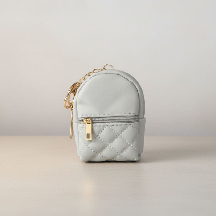 Мини-рюкзак / брелок + дорожный набор