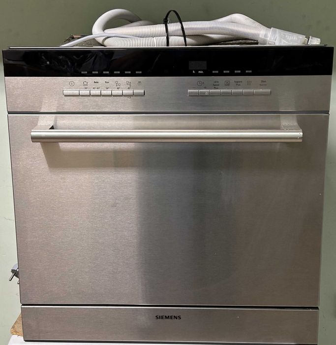 Компактна съдомиялна за вграждане Siemens iQ500 (SC76M541EU), гаранция