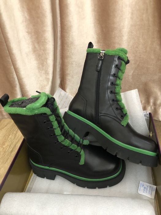 Ботиночки зимние 39 размер
