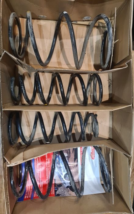 Комплект пружини за Toyota Celica t23