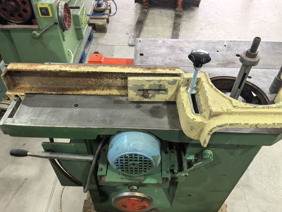 Циркуляр с карета + фреза.