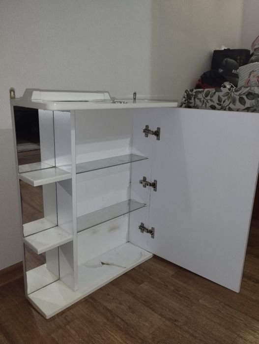 Полочка для ванной