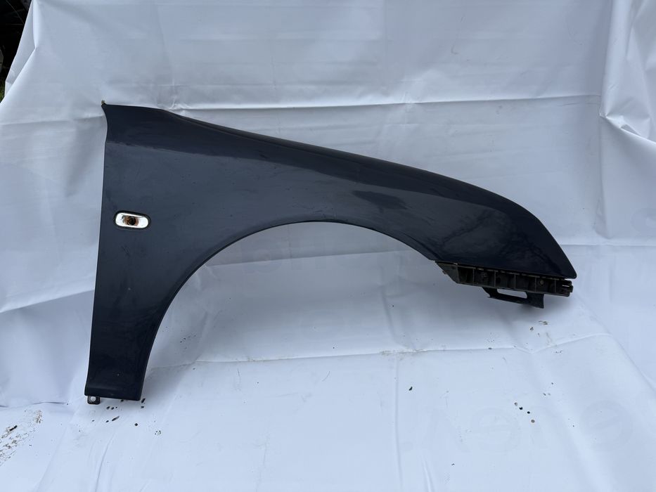 Десен Калник Saab 93 /2002-2007г./