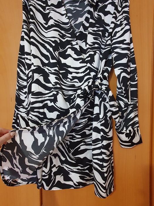 Rochie HM animal print marimea S