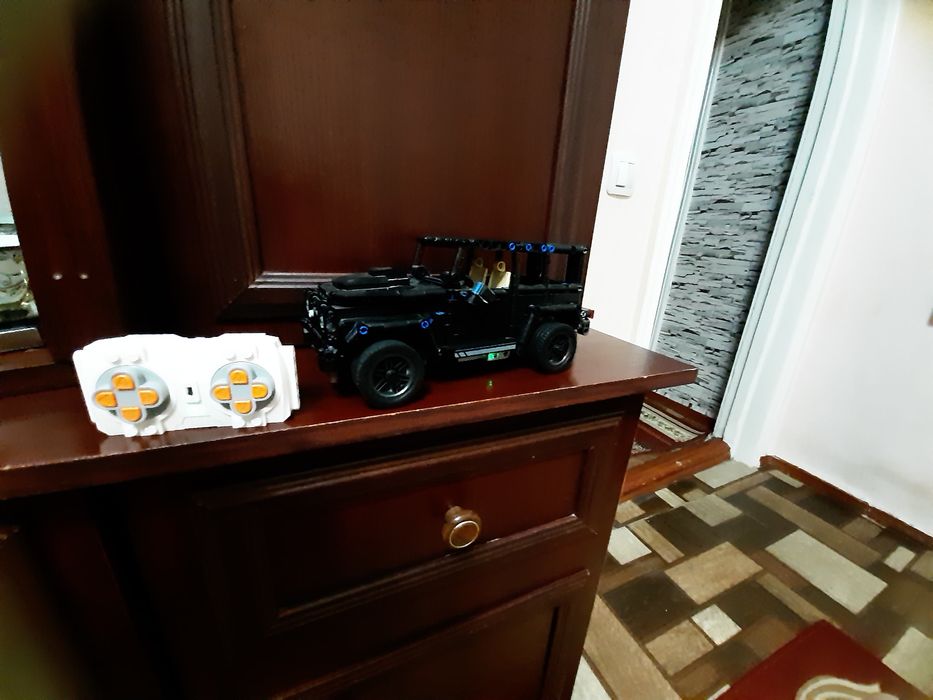 Гелик,собран из лего на пульте управления