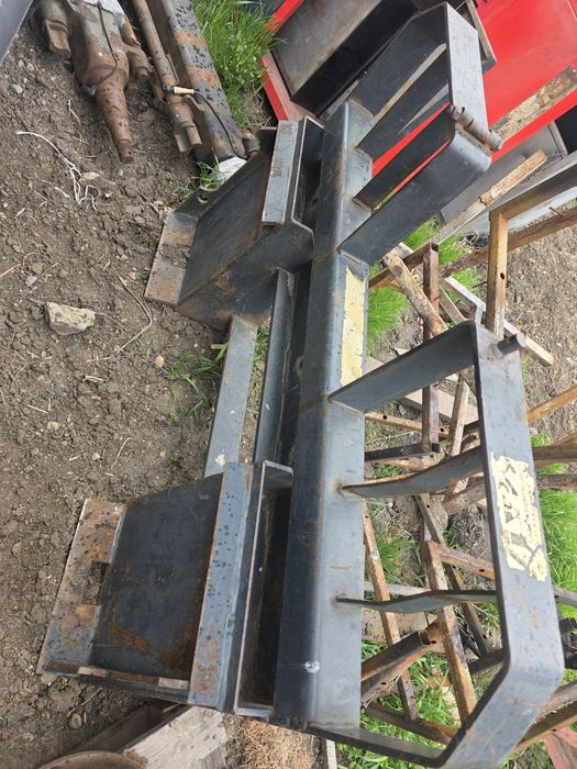 Челен товарач bobcat 553