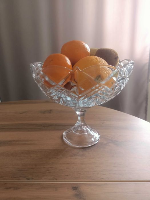 Продам фруктовницу