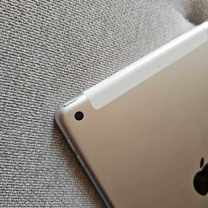 iPad 9 64GB Cellular silver