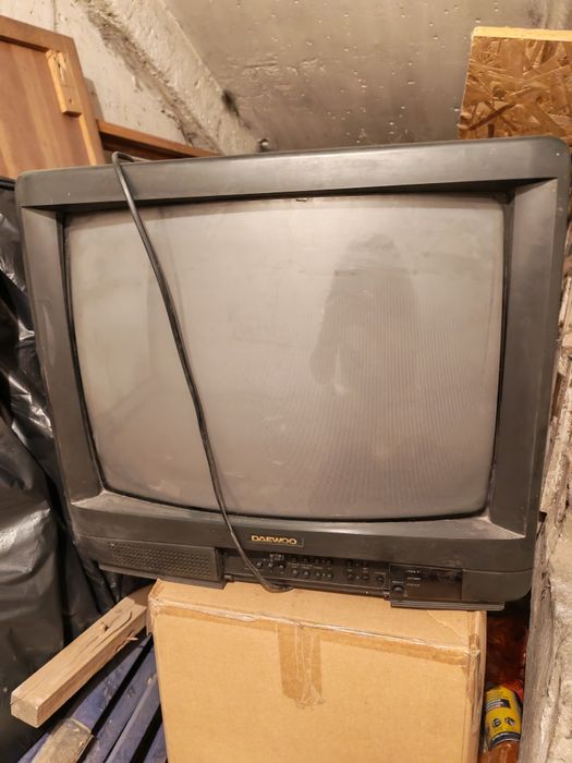 Продам телевизор