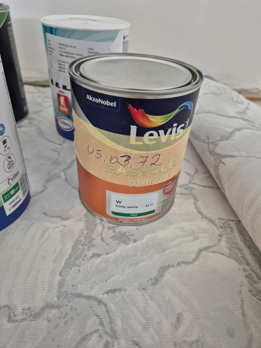 Интериорни Бои в Разични цветове