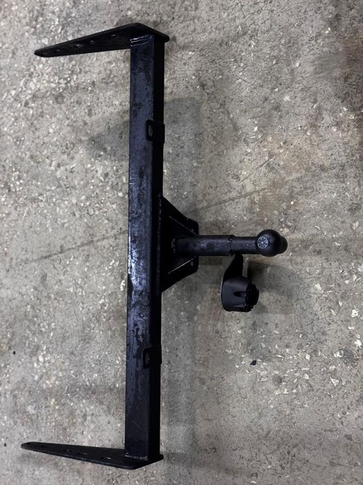 Продам фаркоп на Лада Гранту