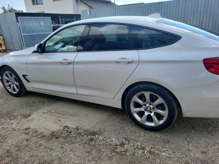 Fuzeta stanga-dreapta spate bmw seria 3 GT F34