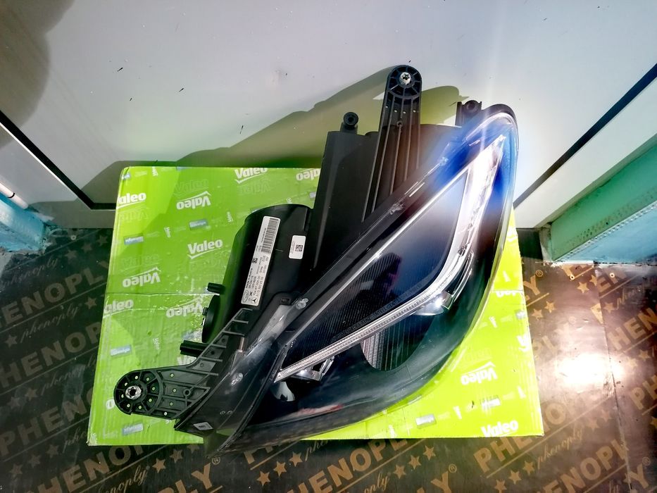 Фар фарове Mercedes SLK AMG 55 BLACK LINE W172 Мерцедес СЛK А172 AFS.