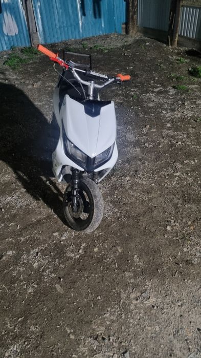 Продам м8 в нормально состояние