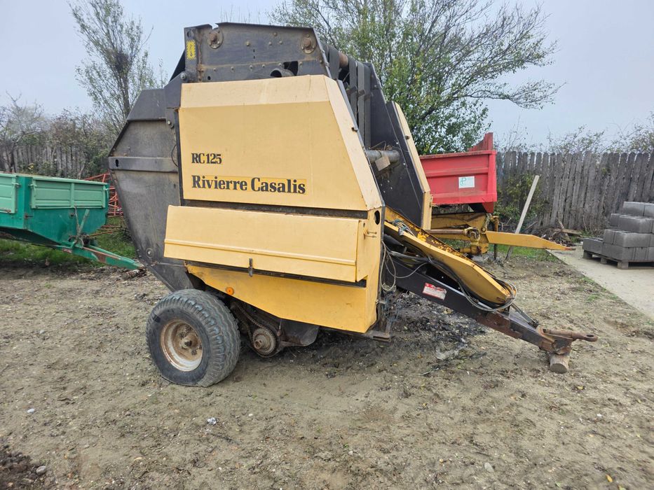 Presă  de balotat rotunda Rivierre Casalis RC125