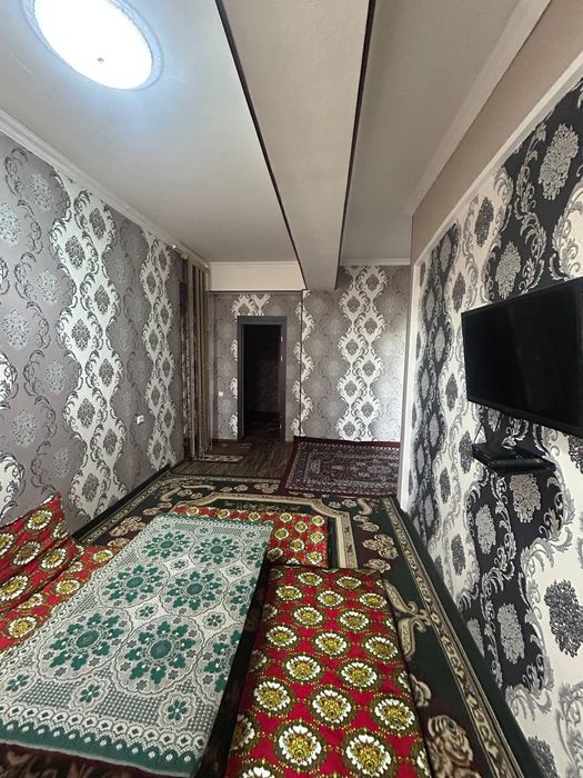 Квартира сотилади 3хонали центра жойлашган