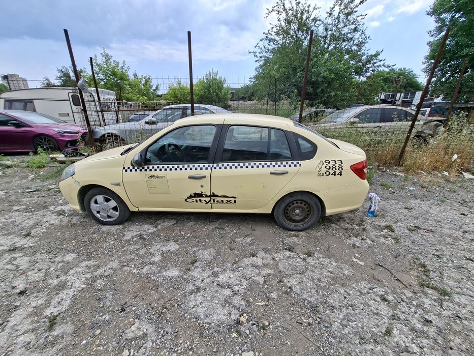 RENAULT Symbol 2012 — imagine 3