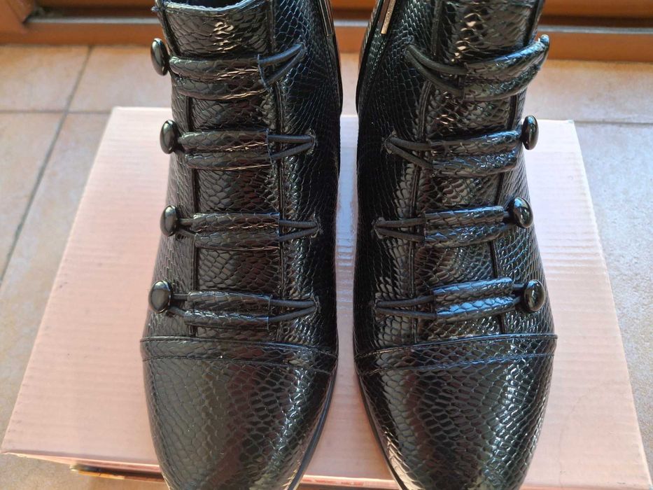 Красиви Боти ЕСТЕСТВЕНА Кроко Кожа и Декорации! №36 !