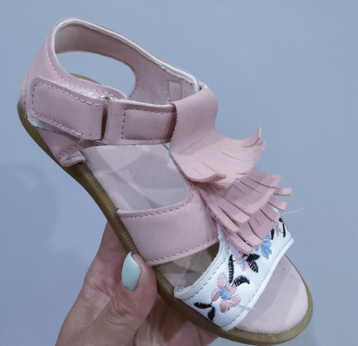 Ботинки демисезонные для девочки 29 размер