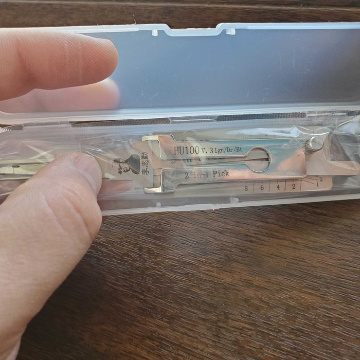 Decodor usi auto HU100R, HU66, HU64,HU100,HU101,HU92,HU83,TOY40, SIP22