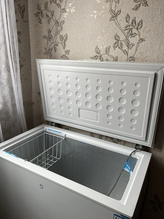 Морозильник белый