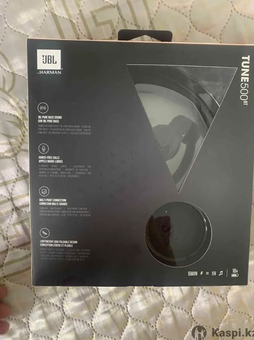 Наушник новый