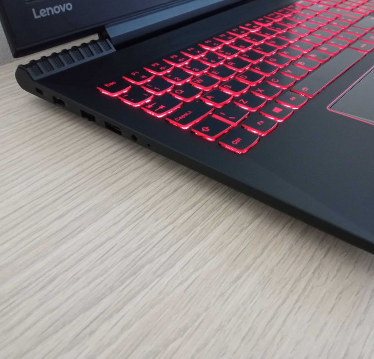 Laptop I7 EXTREM GAMING placa video dedicata NVIDIA ecran IPS 15.6 inch 2 placi video SSD windows 11 LENOVO LEGION