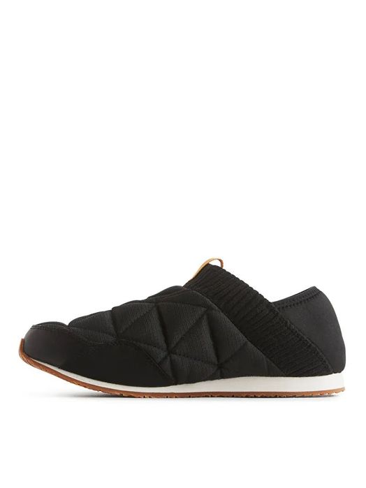 Продам новые Teva Re Ember (USA)