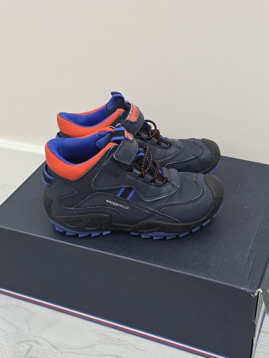 Ботиночки детские водонепроницаемые