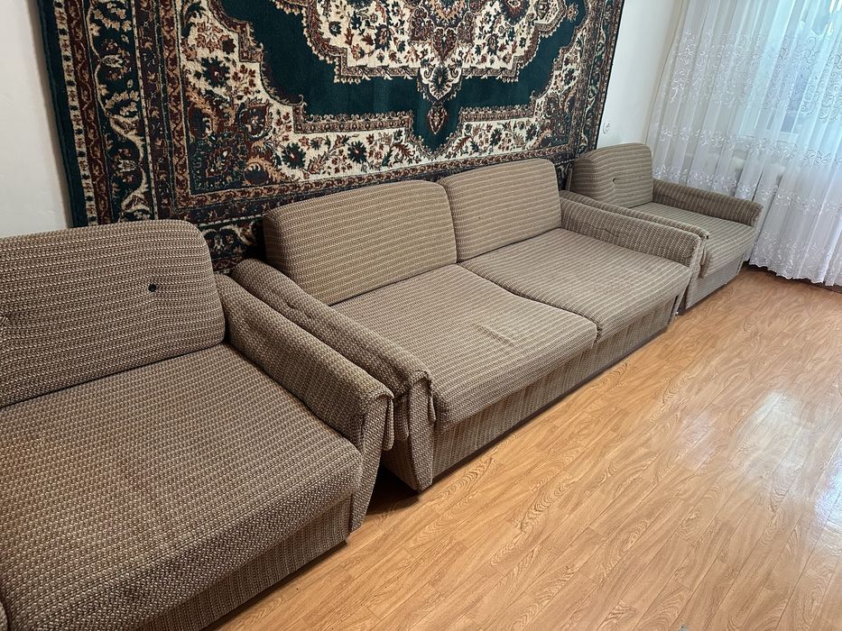 Диван с креслами