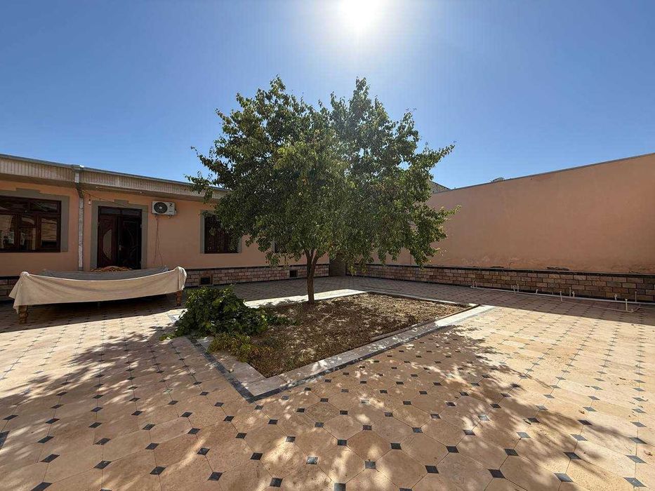 TAYYOR 4 SOTIQLI hovli sotiladi