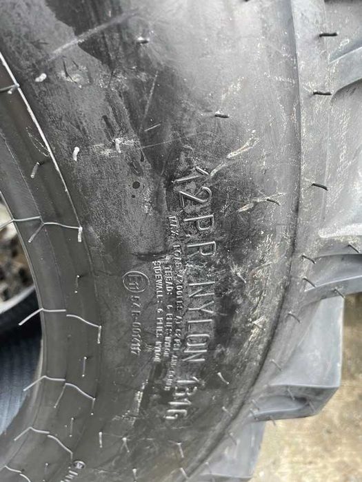 Caucicuri noi agricole de tractor 10.5-20 12pliuri Anvelope de tractor