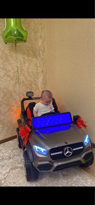 Продам детскую машину