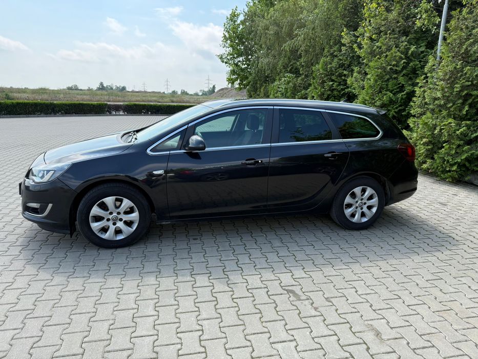 Opel Astra J 1.6 CDTI  136 CP