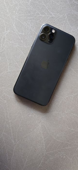 iPhone 11 Pro 64GB – impecabil estetic