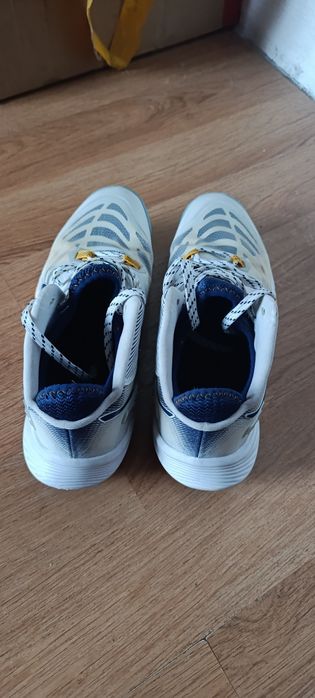 Асикс Метарайс размер 42