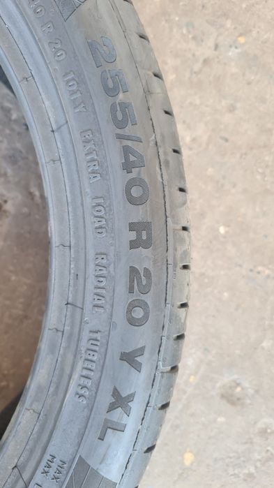 4 anvelope vara Continental,fata 255/40/20,spate 295/35/20