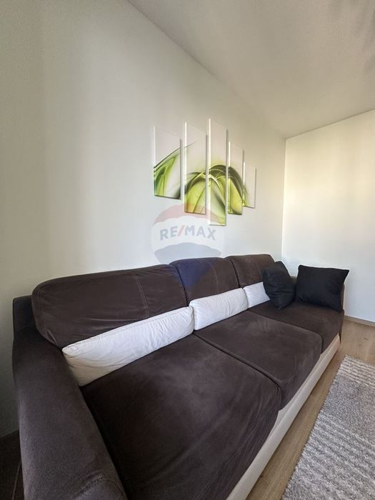 Дава се под наем Тристаен апартамент в Варна, Цветен квартал - 75 кв.м за 637.5 € - Снимка #7