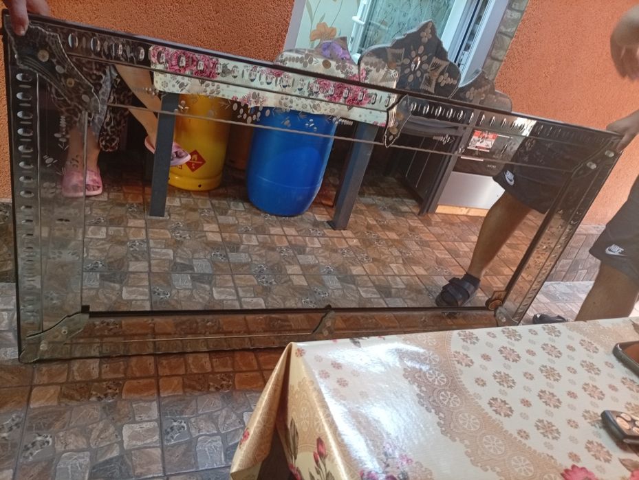 Oglinda venețiană