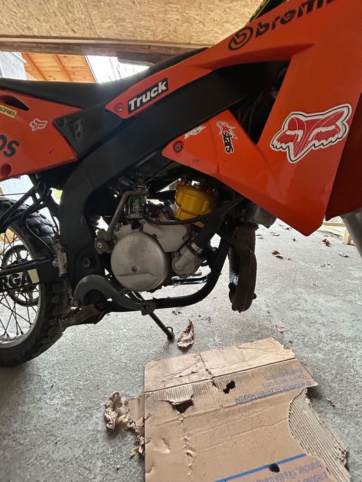 Здравейте продавам кросов мотор риеджу 50 кубика с кит на 70 кубика