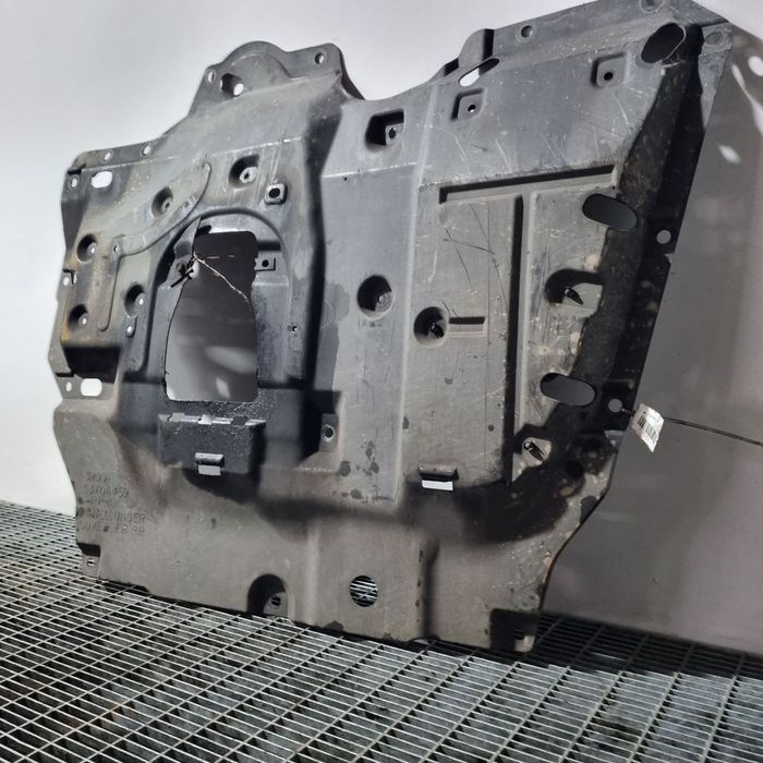 Scut motor Mitsubishi Outlander 2.2 D 2009 - 2012 (1411)