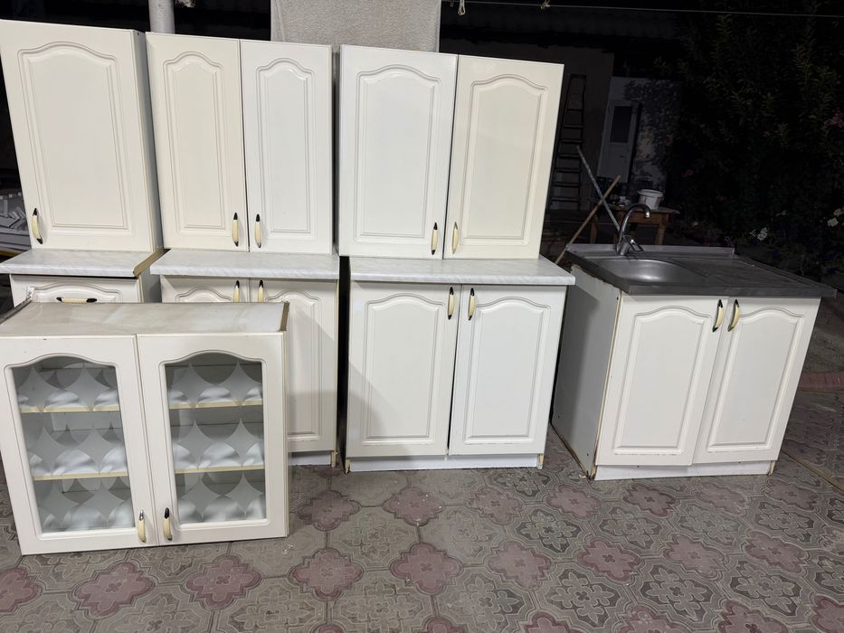 Кухонный гарнитур