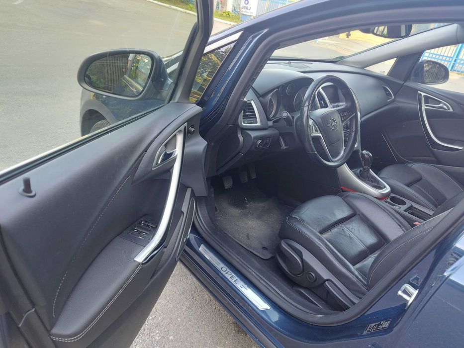 OPEL Astra 2010 — imagine 3