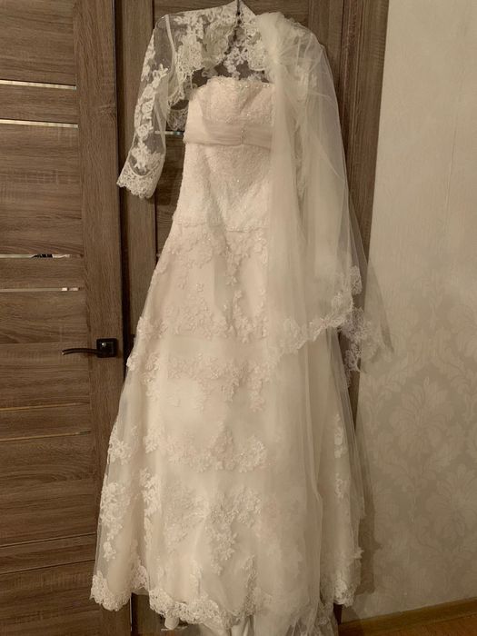 Продам свадебное платье