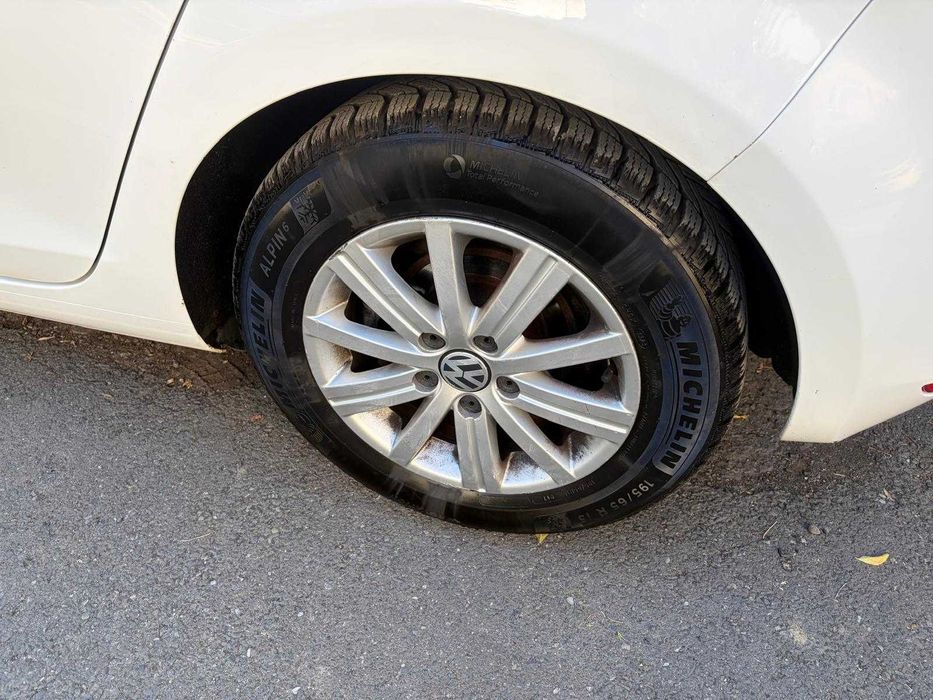 Vw Golf 6,1,6D,an 2013,5200 eur